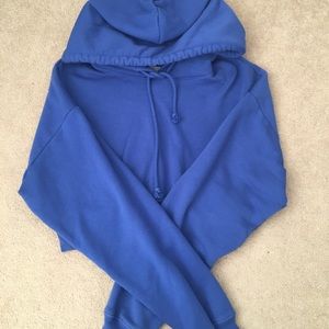🌻royal blue cropped TNA hoodie